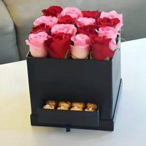 Sweet Scarlet Box